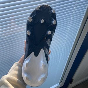 Adidas Predator Demonscale Laceless Men’s Soccer Cleats ( Size Men’s 6.5, black)